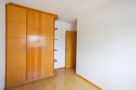 Apartamento para alugar com 148m², 4 quartos e 2 vagas Apartamento para alugar com 148m², 4 quartos e 2 vagasSuite 3