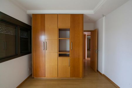 Apartamento para alugar com 148m², 4 quartos e 2 vagas Apartamento para alugar com 148m², 4 quartos e 2 vagasSuite 2