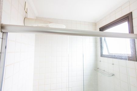 Apartamento para alugar com 148m², 4 quartos e 2 vagas Apartamento para alugar com 148m², 4 quartos e 2 vagasBanheiro da Suite 2