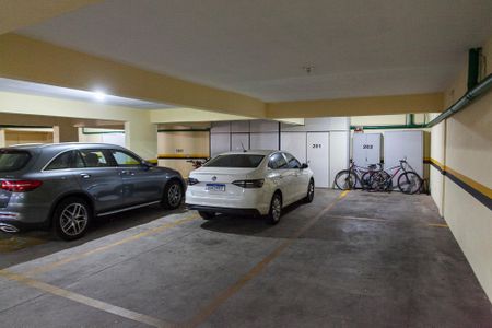 Apartamento para alugar com 148m², 4 quartos e 2 vagas Apartamento para alugar com 148m², 4 quartos e 2 vagasGaragem