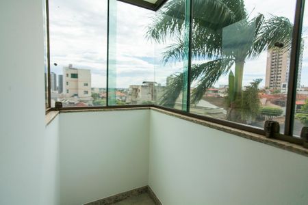 Apartamento para alugar com 148m², 4 quartos e 2 vagas Apartamento para alugar com 148m², 4 quartos e 2 vagasVaranda da Suite 2