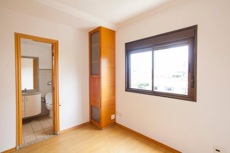 Apartamento para alugar com 148m², 4 quartos e 2 vagas Apartamento para alugar com 148m², 4 quartos e 2 vagasSuite 1