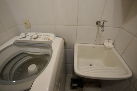 Casa à venda com 164m², 3 quartos e 1 vagaÁrea de Serviço