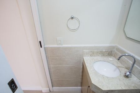 Casa à venda com 164m², 3 quartos e 1 vagaLavabo