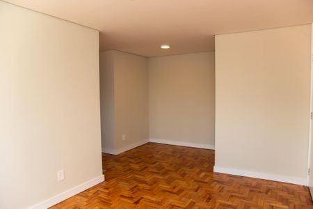 Apartamento à venda com 65m², 2 quartos e 1 vagaSala