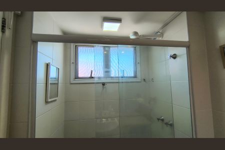 Apartamento à venda com 70m², 2 quartos e 1 vaga Apartamento à venda com 70m², 2 quartos e 1 vagaBanheiro da Suíte 1