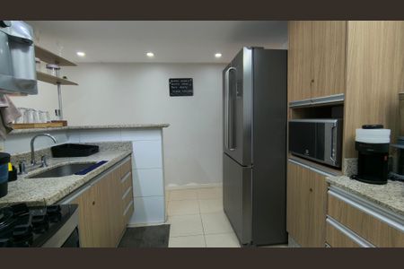 Apartamento à venda com 70m², 2 quartos e 1 vaga Apartamento à venda com 70m², 2 quartos e 1 vagaCozinha