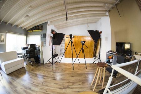 Casa à venda com 3 quartos, 300m² em Mirandópolis, São Paulo