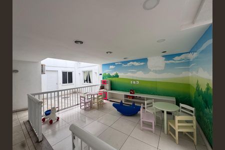 Apartamento à venda com 70m², 2 quartos e 1 vagaÁrea comum