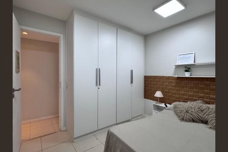 Apartamento à venda com 70m², 2 quartos e 1 vagaSuíte 2