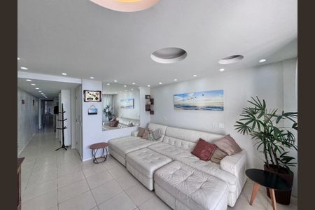 Sala de apartamento à venda com 2 quartos, 70m² em Recreio dos Bandeirantes, Rio de Janeiro