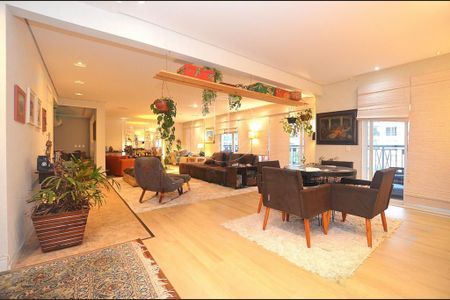 Apartamento à venda com 3 quartos, 220m² em Alto de Pinheiros, São Paulo