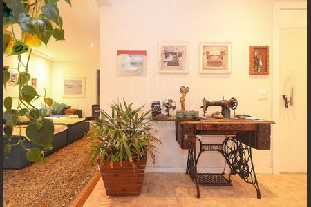 Apartamento à venda com 3 quartos, 220m² em Alto de Pinheiros, São Paulo