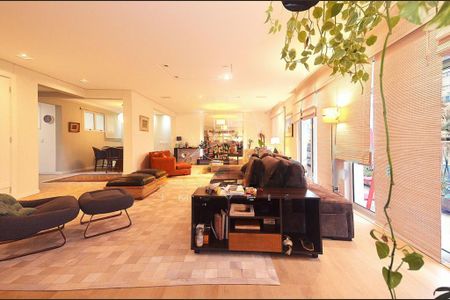 Apartamento à venda com 3 quartos, 220m² em Alto de Pinheiros, São Paulo