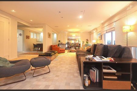 Apartamento à venda com 3 quartos, 220m² em Alto de Pinheiros, São Paulo