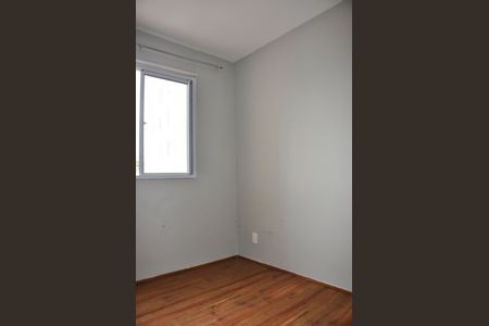 Apartamento para alugar com 32m², 2 quartos e sem vaga Apartamento para alugar com 32m², 2 quartos e sem vagaDetalhe - Quarto 01