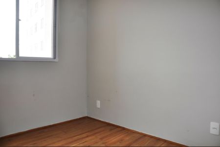 Apartamento para alugar com 32m², 2 quartos e sem vaga Apartamento para alugar com 32m², 2 quartos e sem vagaDetalhe - Quarto 01