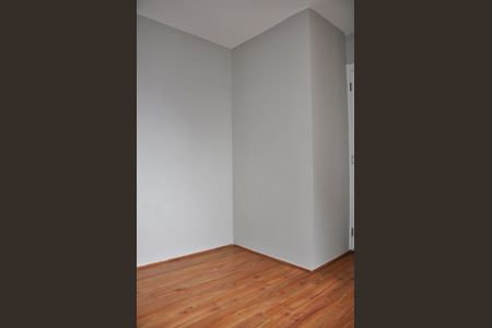 Apartamento para alugar com 32m², 2 quartos e sem vaga Apartamento para alugar com 32m², 2 quartos e sem vagaDetalhe - Quarto 01