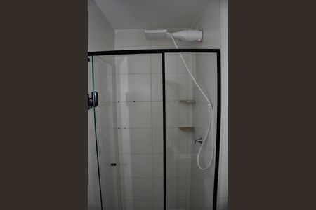 Apartamento para alugar com 32m², 2 quartos e sem vaga Apartamento para alugar com 32m², 2 quartos e sem vagaDetalhe - Banheiro Social
