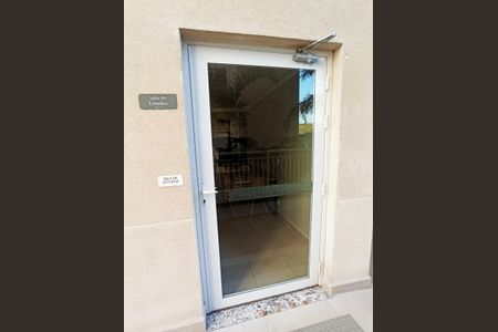 Apartamento para alugar com 32m², 2 quartos e sem vaga Apartamento para alugar com 32m², 2 quartos e sem vagaSala de Estudos