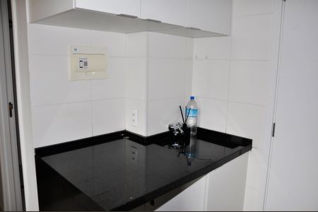 Apartamento para alugar com 32m², 2 quartos e sem vaga Apartamento para alugar com 32m², 2 quartos e sem vagaDetalhe - Área de Serviço