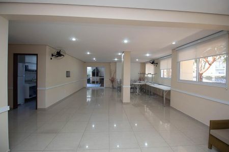 Apartamento para alugar com 70m², 3 quartos e 2 vagasÁrea comum - Salão de festas