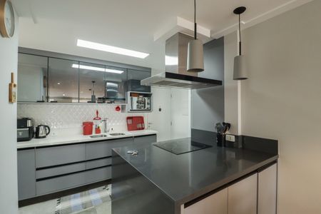 Apartamento à venda com 93m², 3 quartos e 2 vagasCozinha e Área de Serviço
