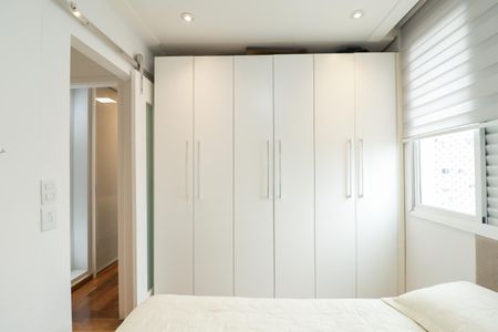 Apartamento à venda com 93m², 3 quartos e 2 vagasQuarto