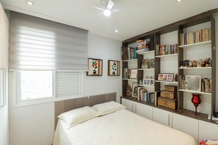 Apartamento à venda com 93m², 3 quartos e 2 vagasQuarto