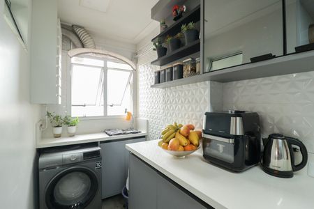 Apartamento à venda com 93m², 3 quartos e 2 vagasCozinha e Área de Serviço