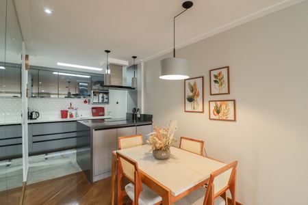 Apartamento à venda com 93m², 3 quartos e 2 vagasCozinha e Área de Serviço