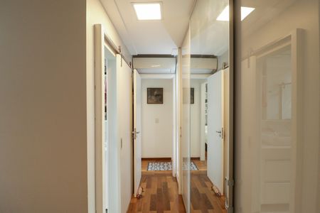 Apartamento à venda com 93m², 3 quartos e 2 vagasSuíte 2