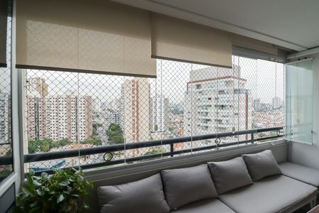 Apartamento à venda com 93m², 3 quartos e 2 vagasVaranda