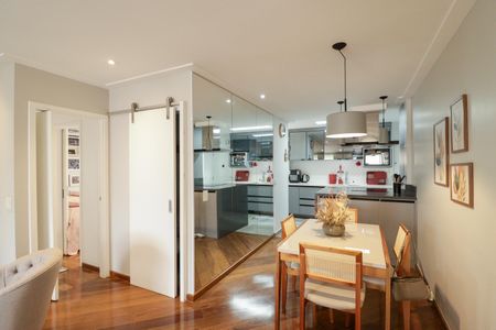 Sala de apartamento à venda com 3 quartos, 93m² em Vila Romero, São Paulo