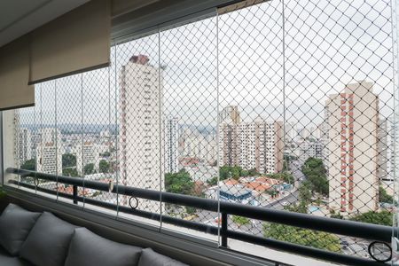 Apartamento à venda com 93m², 3 quartos e 2 vagasVaranda