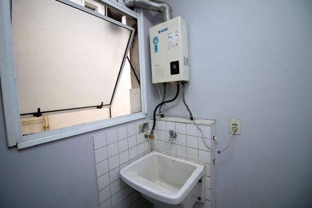 Apartamento para alugar com 70m², 3 quartos e 1 vagaÁrea de Serviço