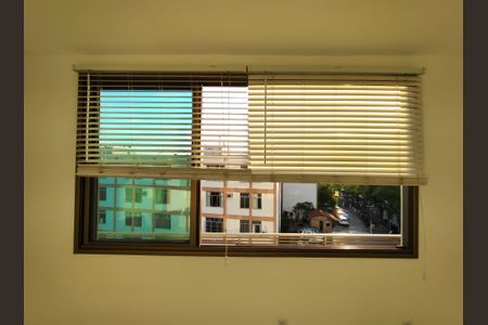 Studio para alugar com 28m², 0 quarto e 1 vaga Studio para alugar com 28m², 0 quarto e 1 vagaQuarto