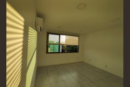Studio para alugar com 28m², 0 quarto e 1 vaga Studio para alugar com 28m², 0 quarto e 1 vagaQuarto