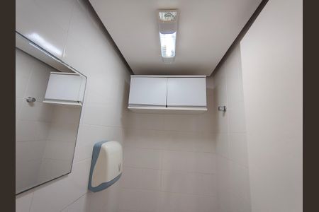Banheiro de kitnet/studio à venda com 0 quarto, 28m² em Freguesia (jacarepaguá), Rio de Janeiro