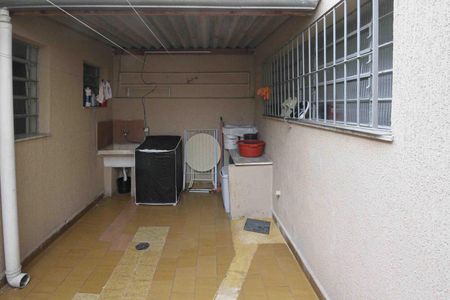 Casa à venda com 100m², 3 quartos e 2 vagas Casa à venda com 100m², 3 quartos e 2 vagasÁrea de Serviço