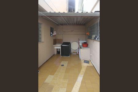 Casa à venda com 100m², 3 quartos e 2 vagas Casa à venda com 100m², 3 quartos e 2 vagasÁrea de Serviço