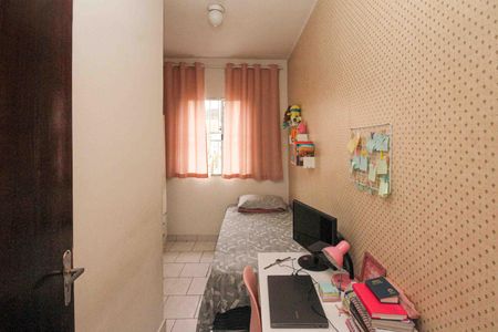 Casa à venda com 100m², 3 quartos e 2 vagas Casa à venda com 100m², 3 quartos e 2 vagasQuarto