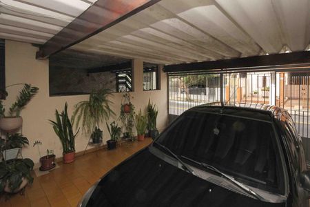 Casa à venda com 100m², 3 quartos e 2 vagas Casa à venda com 100m², 3 quartos e 2 vagasGaragem