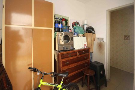 Casa à venda com 100m², 3 quartos e 2 vagas Casa à venda com 100m², 3 quartos e 2 vagasQuarto de Serviço