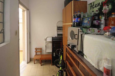 Casa à venda com 100m², 3 quartos e 2 vagas Casa à venda com 100m², 3 quartos e 2 vagasQuarto de Serviço