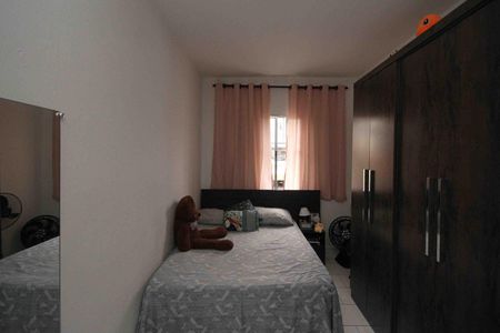 Casa à venda com 100m², 3 quartos e 2 vagas Casa à venda com 100m², 3 quartos e 2 vagasQuarto 02