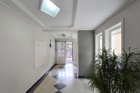 Apartamento à venda com 88m², 2 quartos e 2 vagas Apartamento à venda com 88m², 2 quartos e 2 vagasÁrea comum - Hall