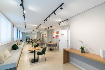 Apartamento para alugar com 34m², 2 quartos e sem vaga Apartamento para alugar com 34m², 2 quartos e sem vagaÁrea comum - Salão de festas