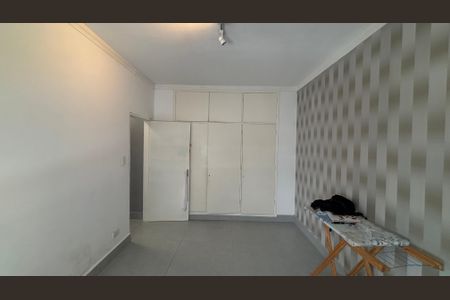Apartamento para alugar com 79m², 2 quartos e sem vagaQuarto