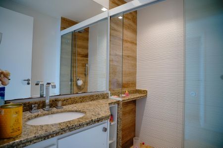 Apartamento à venda com 115m², 3 quartos e 2 vagasBanheiro Social